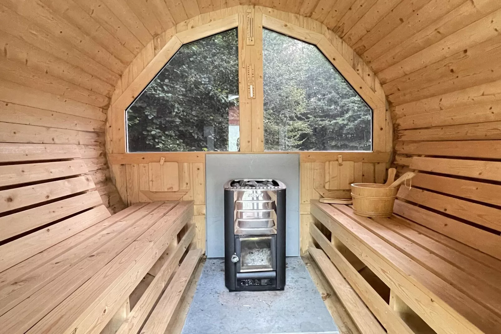Charmante cottage aan het meer met sauna