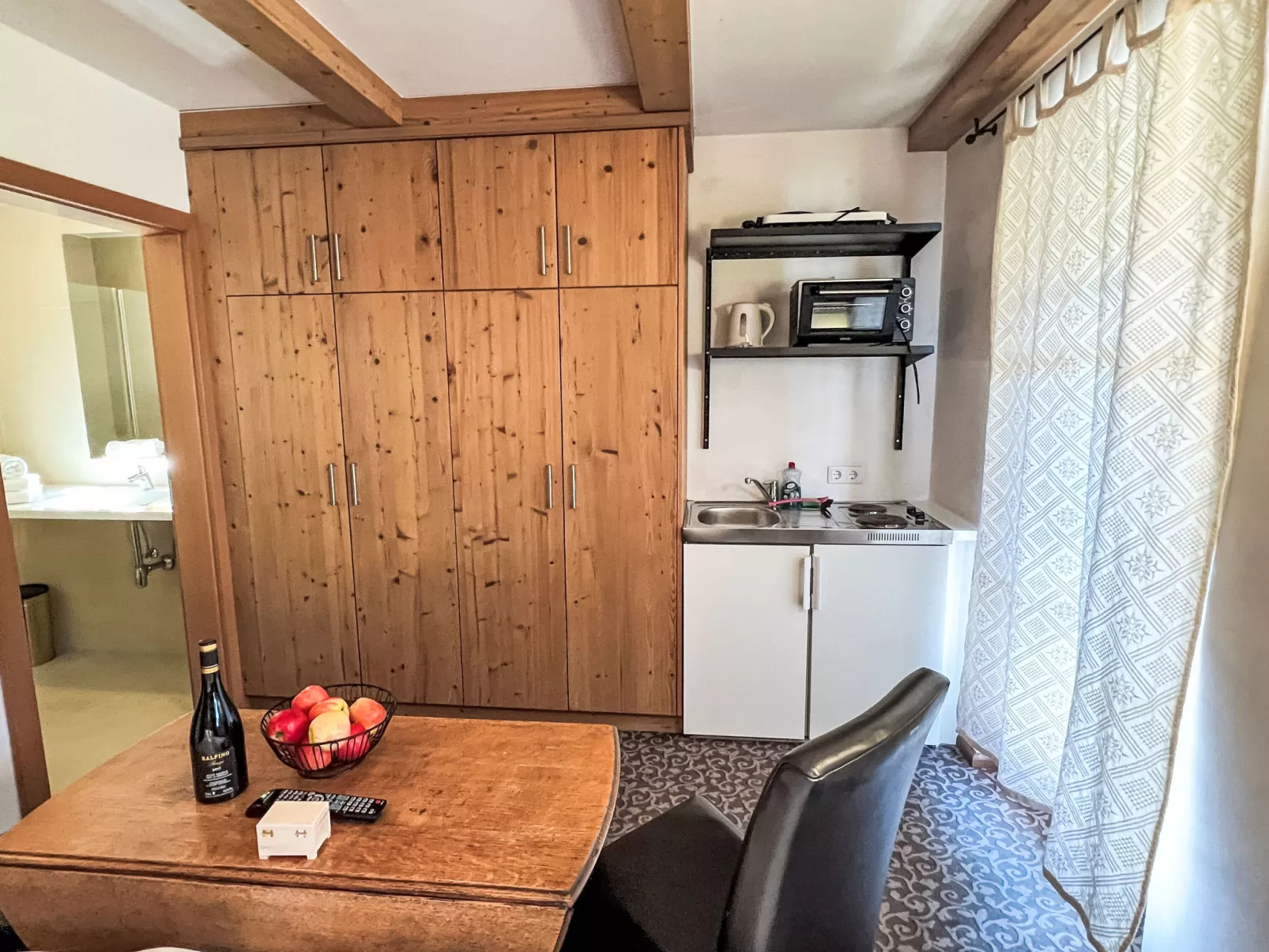 Cheeky Apartment-Binnen