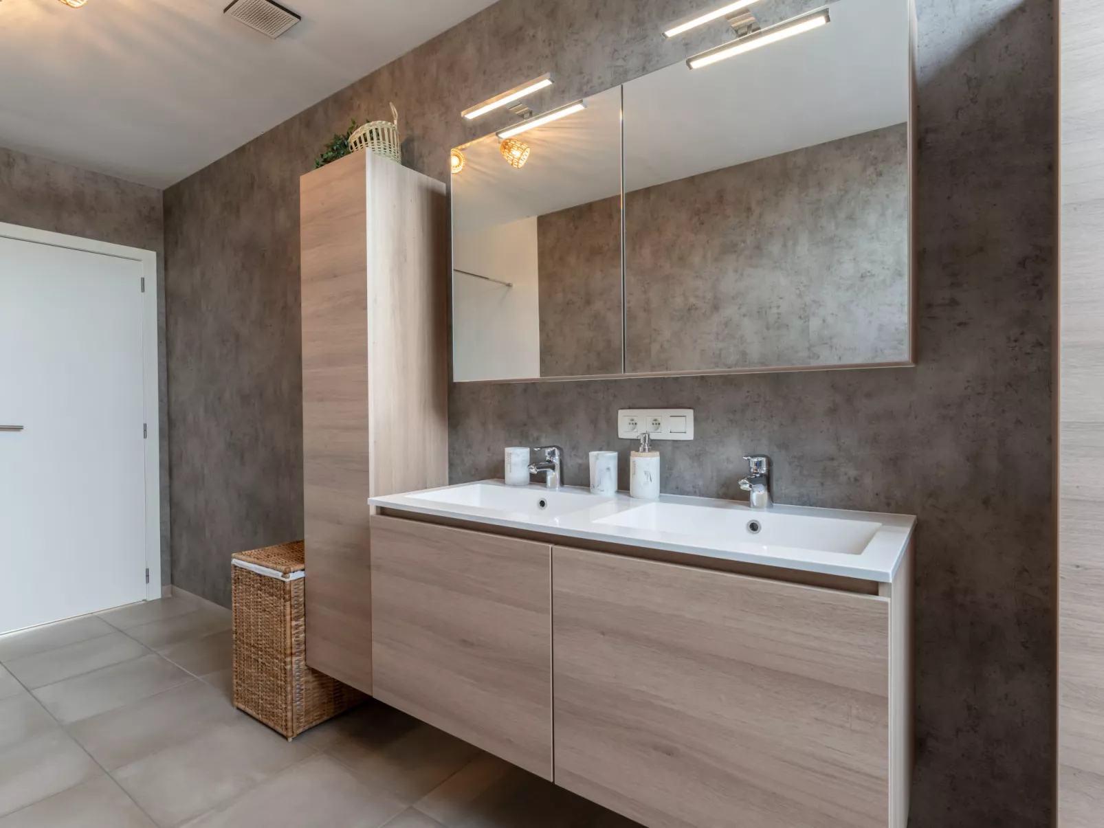 Casa Pepino in quiet cul de sac-Binnen