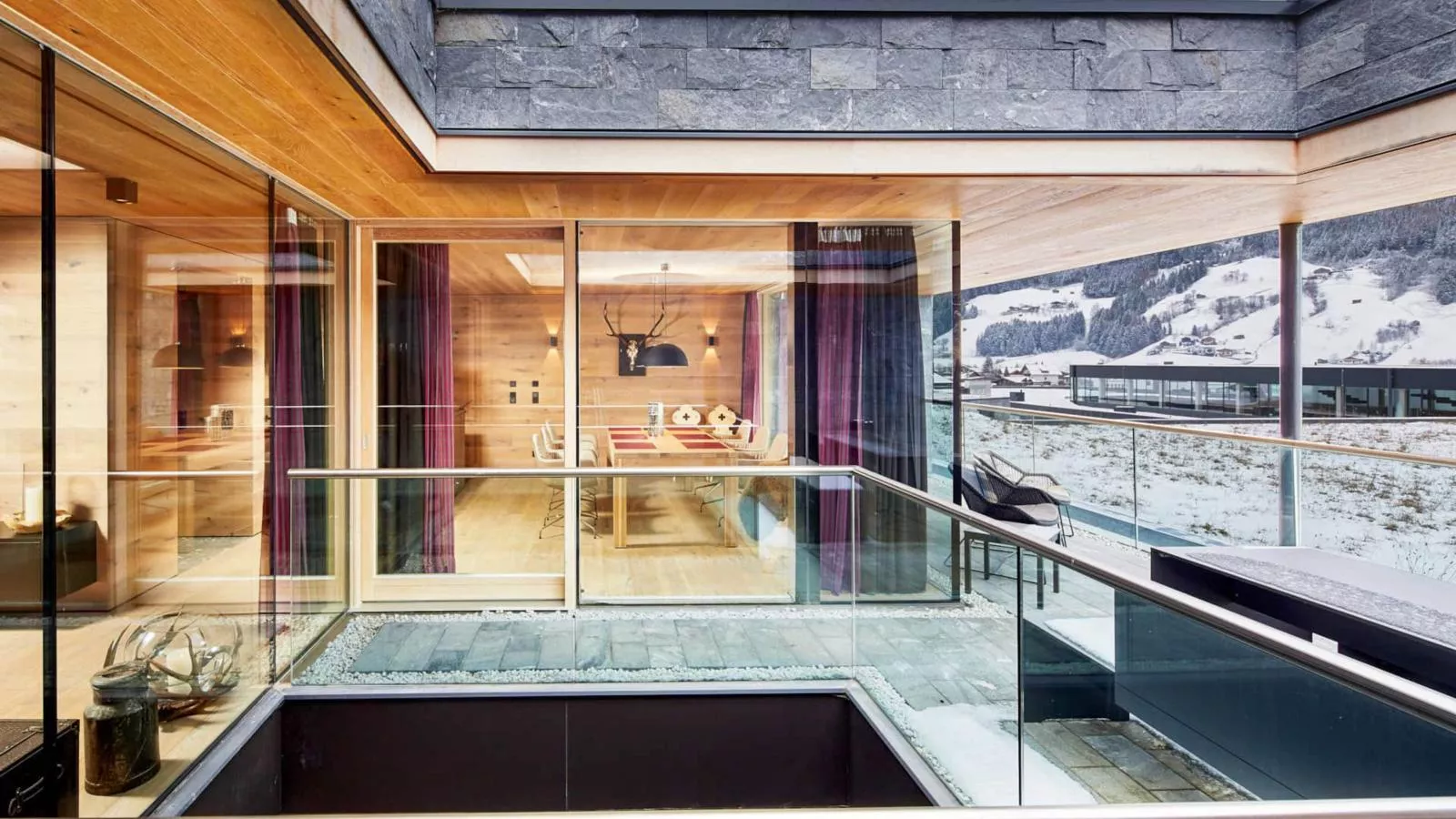 Smaragdresort Gipfelstürmer-Binnen