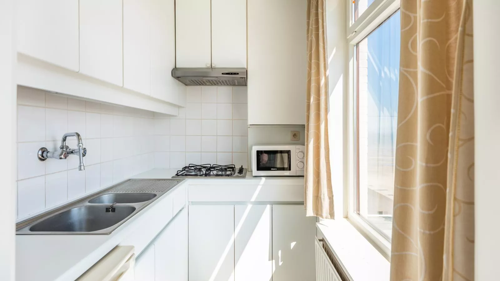 Apollo Sixième-Keuken