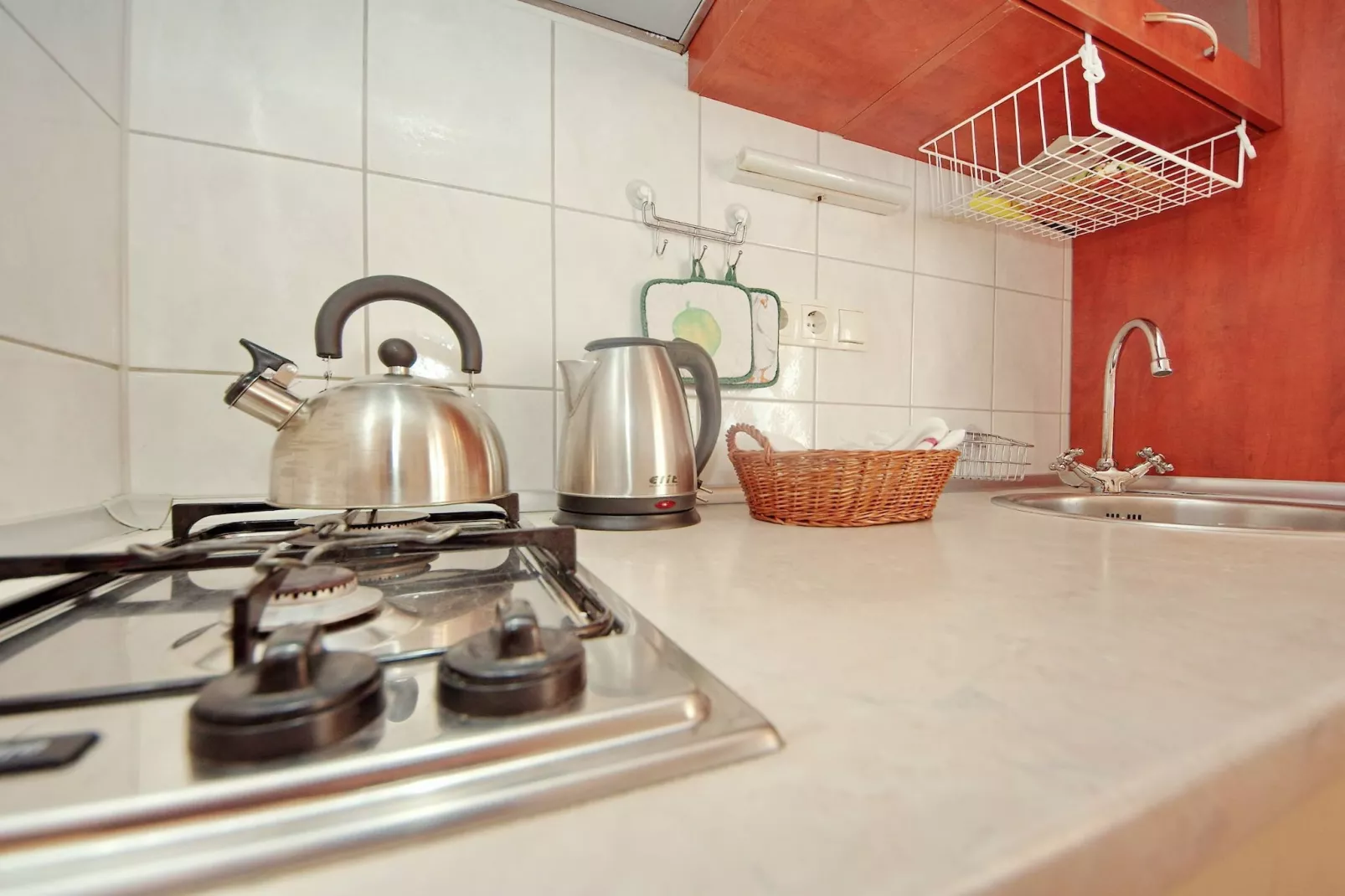 Seafront Apartments Deveron - One Bedroom Apartment  with Balcony and Sea View (Zavala)-Keuken