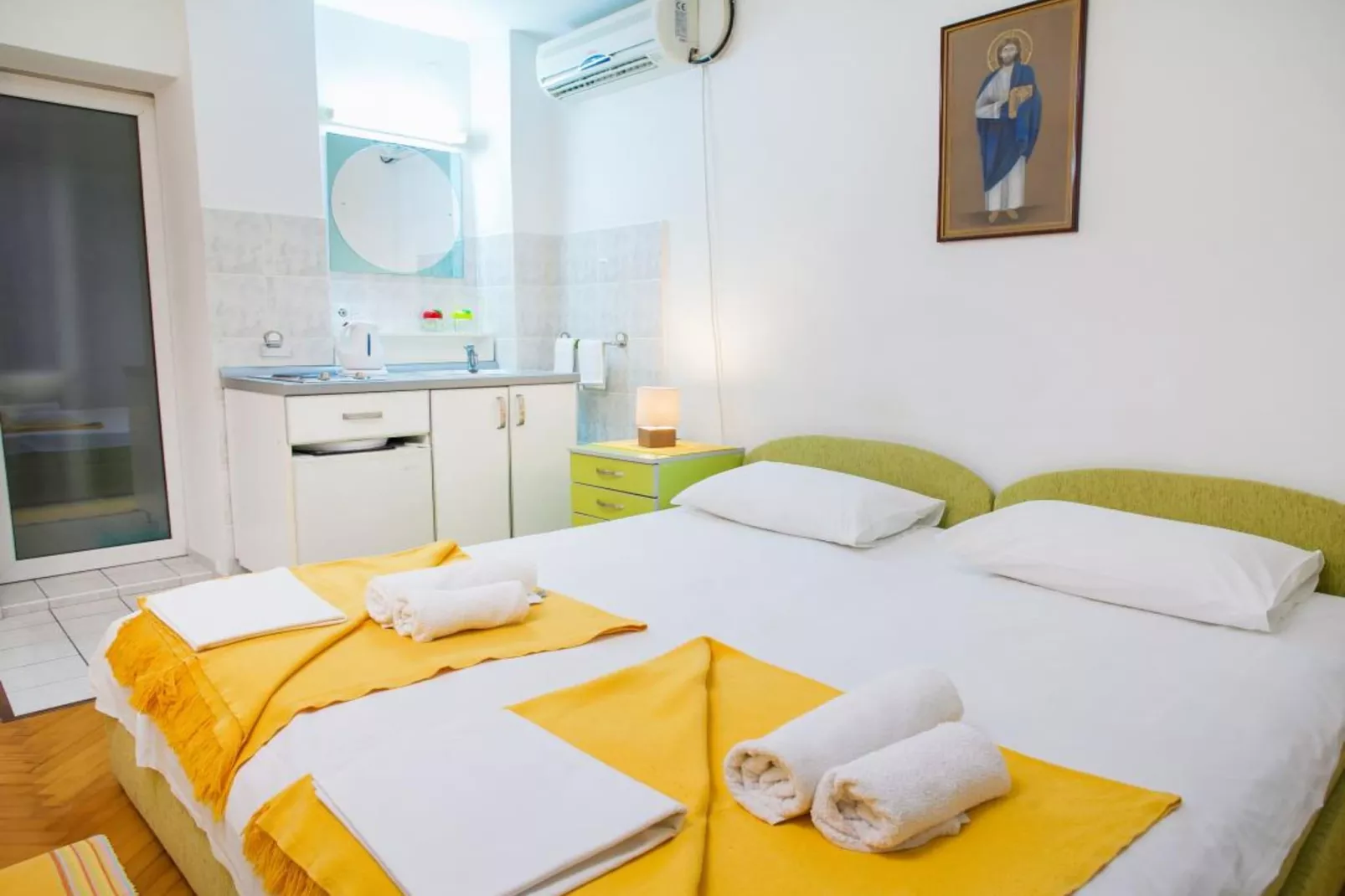 Comfortable Stay with Sea View in Petrovac - Standard Studio with Shared Balcony 1-Slaapkamer