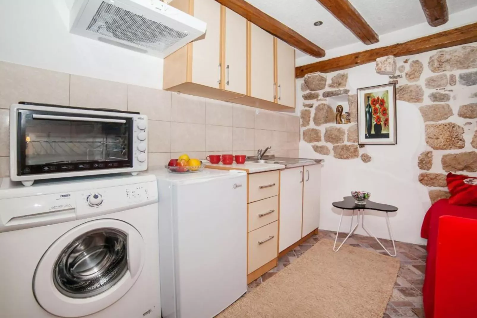 Cozy Stay in Kotor’s Old Town - Studio Apartment-Keuken