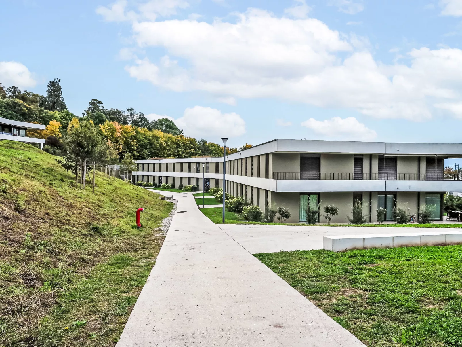 Les Oréades C-Buiten