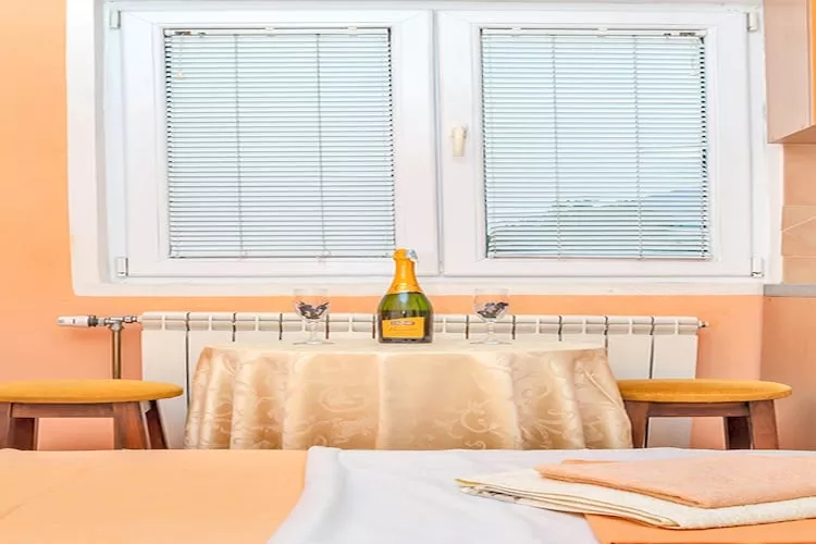 Perfect Budva Stay Near the Sea & Aqua Park - - Double Room 3\/4-Slaapkamer