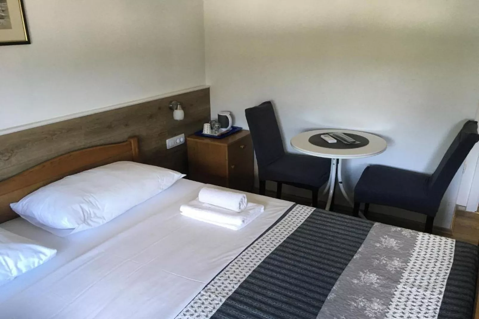 Guesthouse Family Bosnic - Duplex Family Room with Balcony - Gallery - 1-Slaapkamer