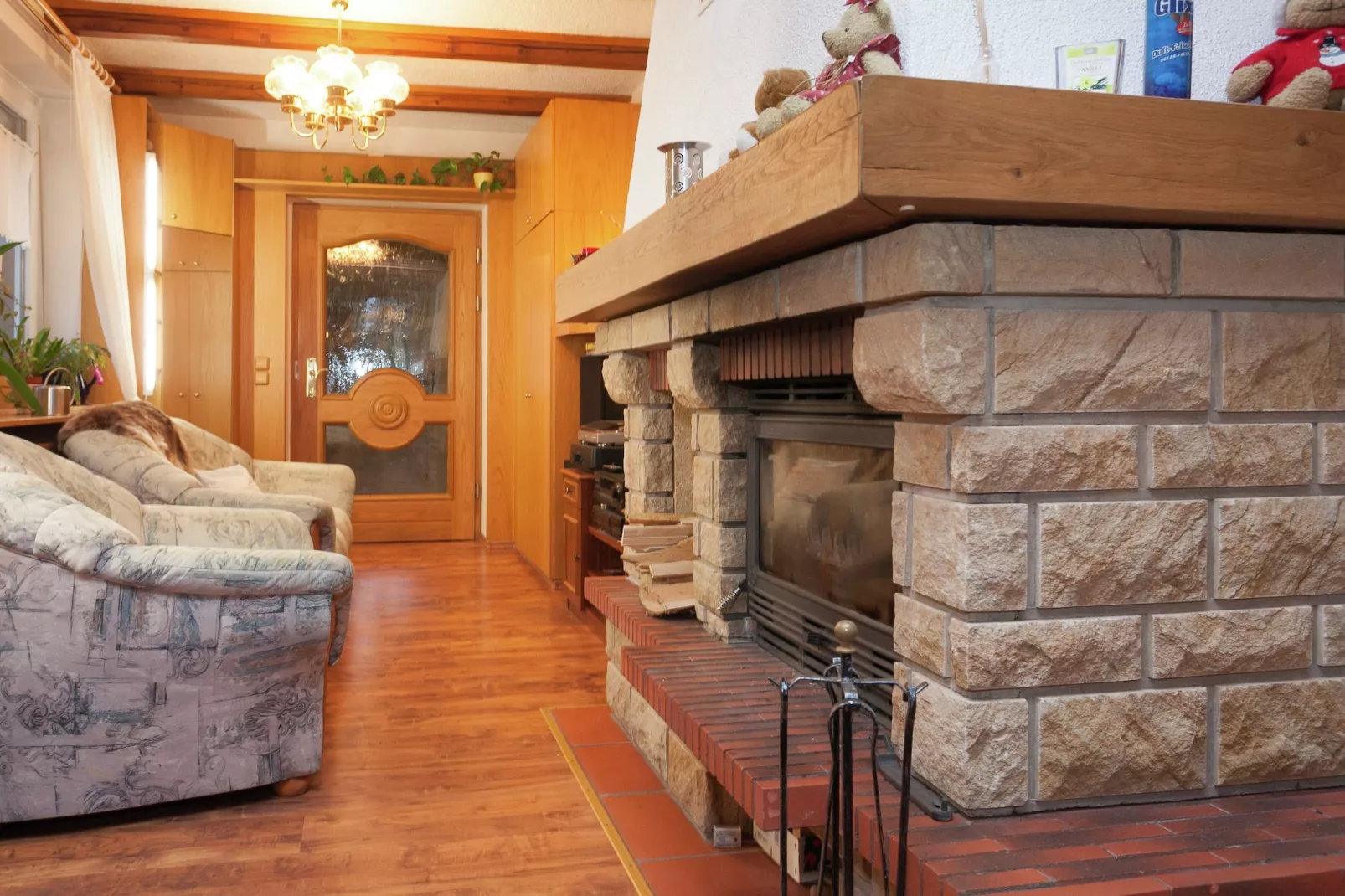 Ferienwohnung mit Kamin Am Waldrand-Woonkamer