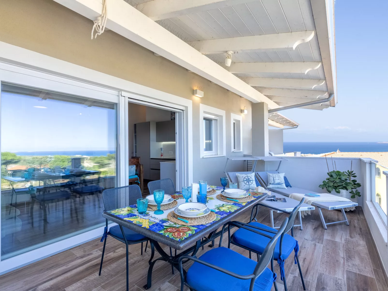 Attico Sunset Breeze-Buiten