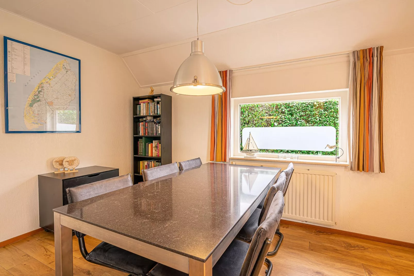 Kamperfoelie 43-Woonkamer