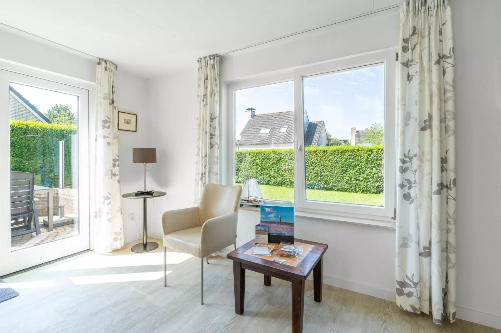 Kamperfoelie 77-Woonkamer