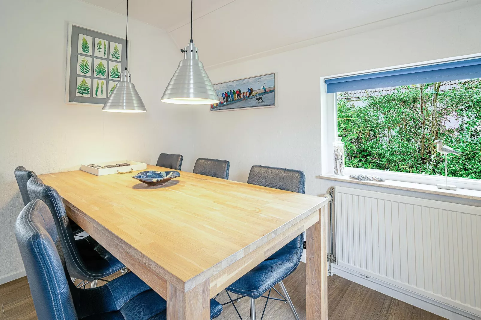 Kamperfoelie 37-Eetkamer