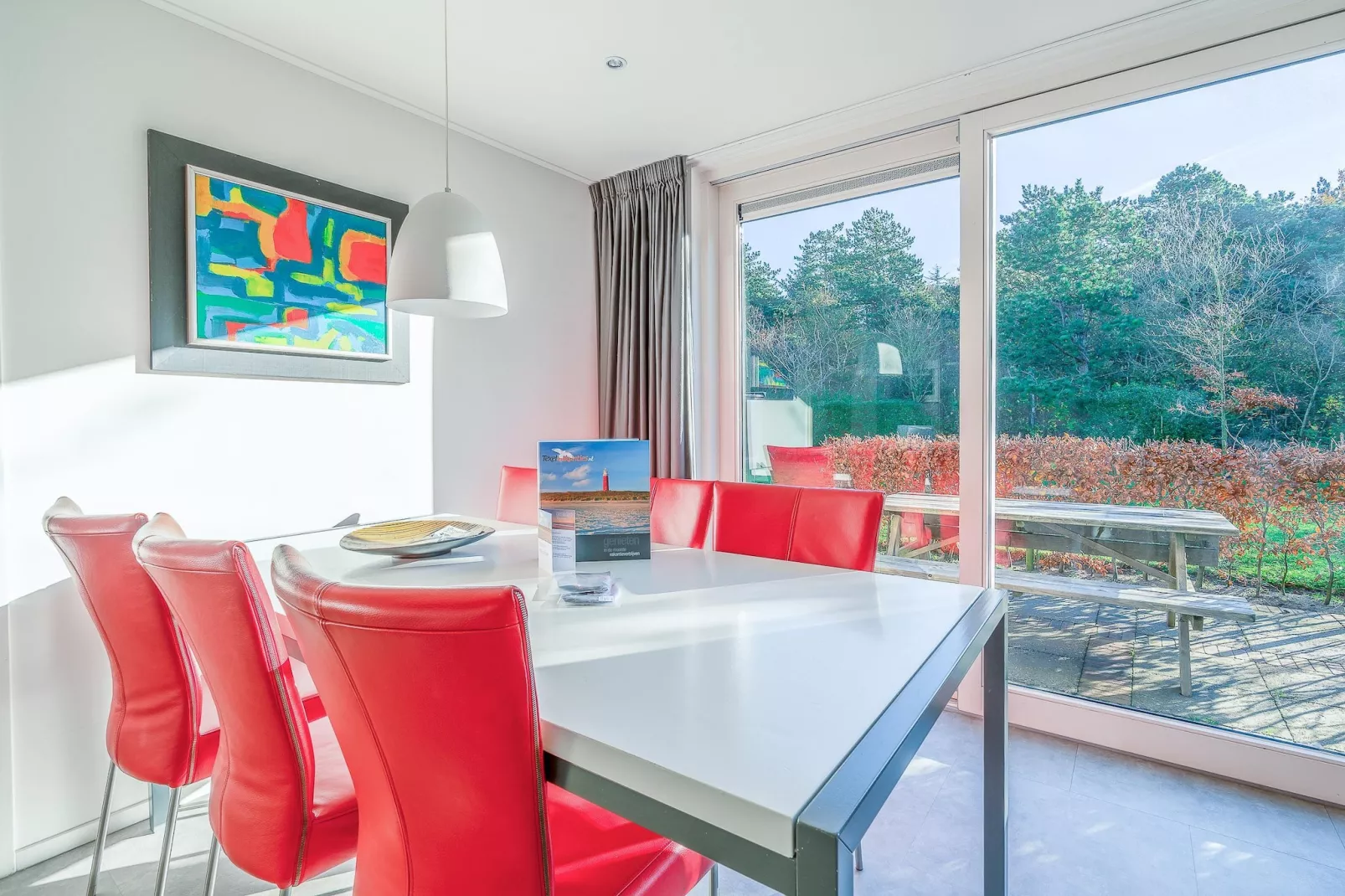 Kamperfoelie 93-Woonkamer