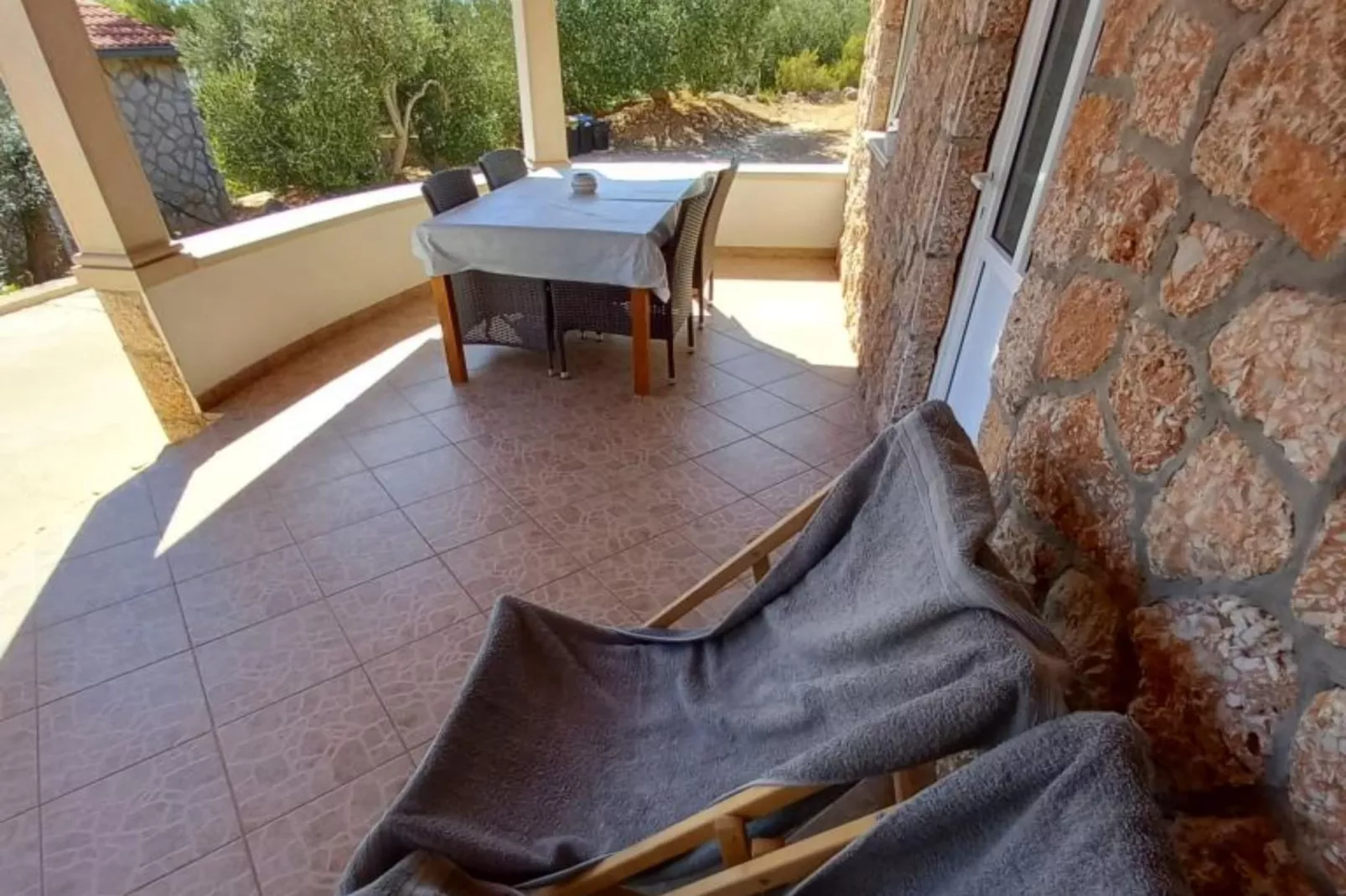 Comfort One Bedroom Apartment with Terrace and Sea view-Terrasbalkon