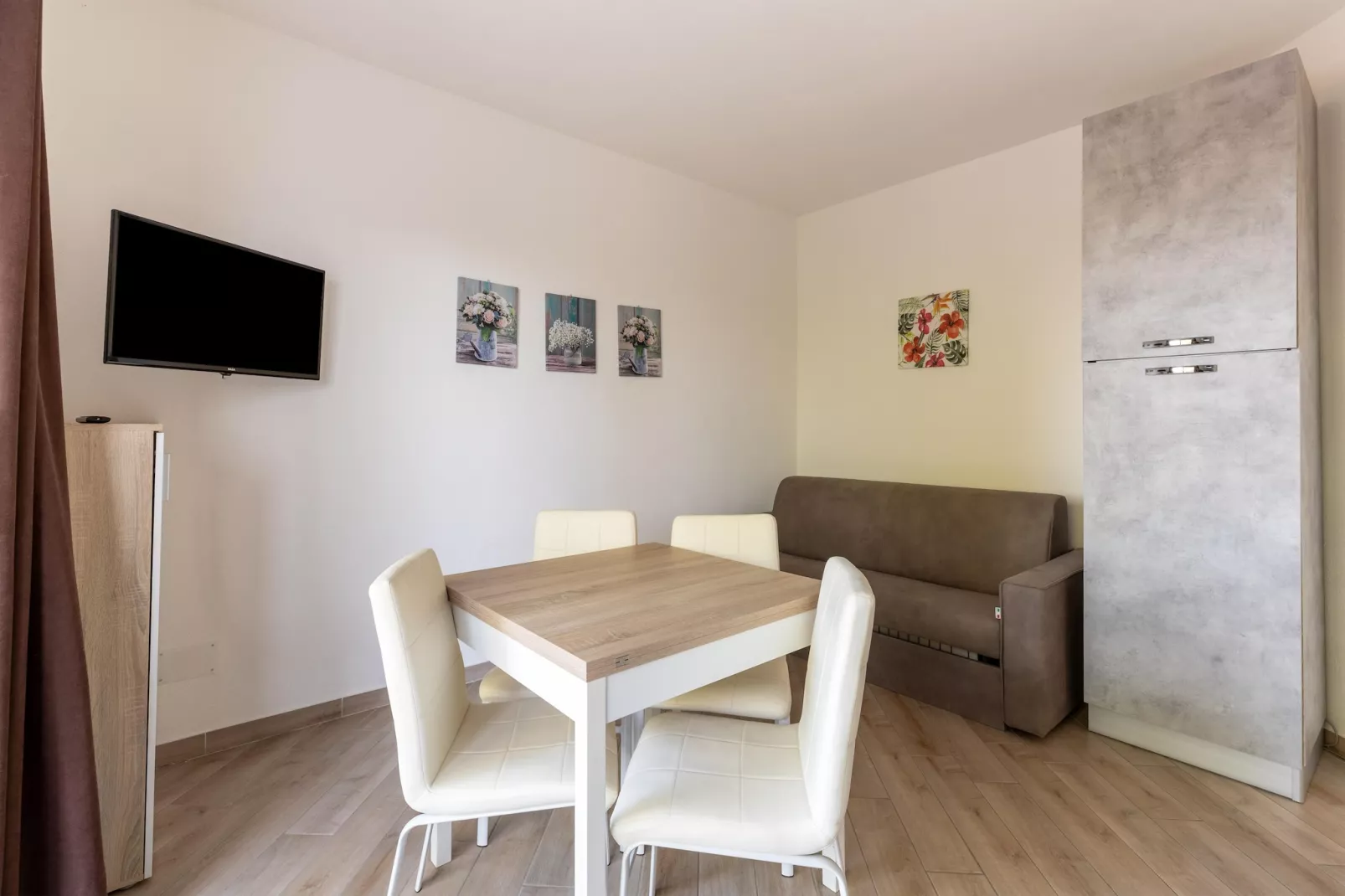 TRILO 1 MAREBLU 1P-Woonkamer