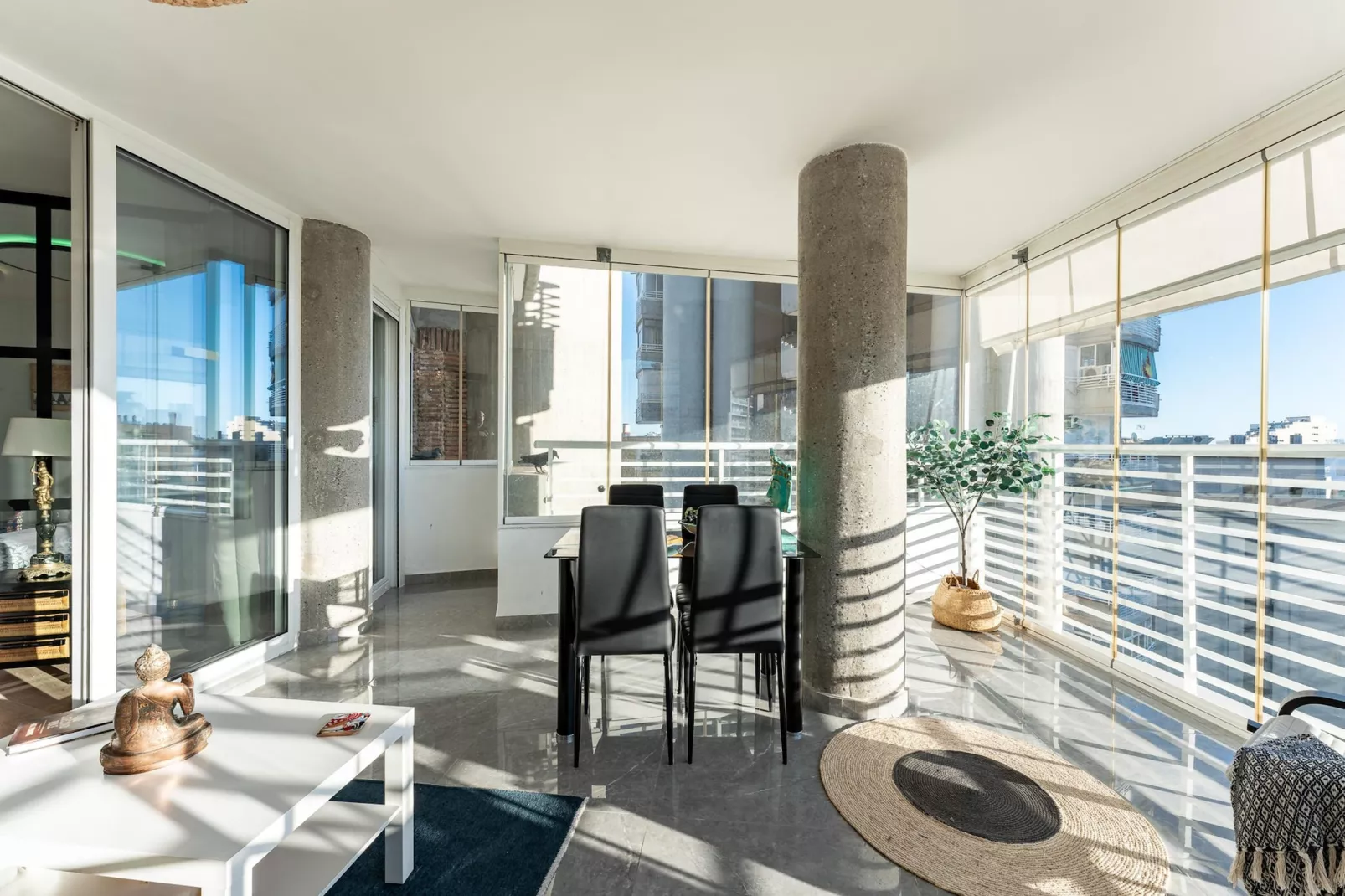 CT 353 - Faro's Torremolinos City Tower 2-Eetkamer