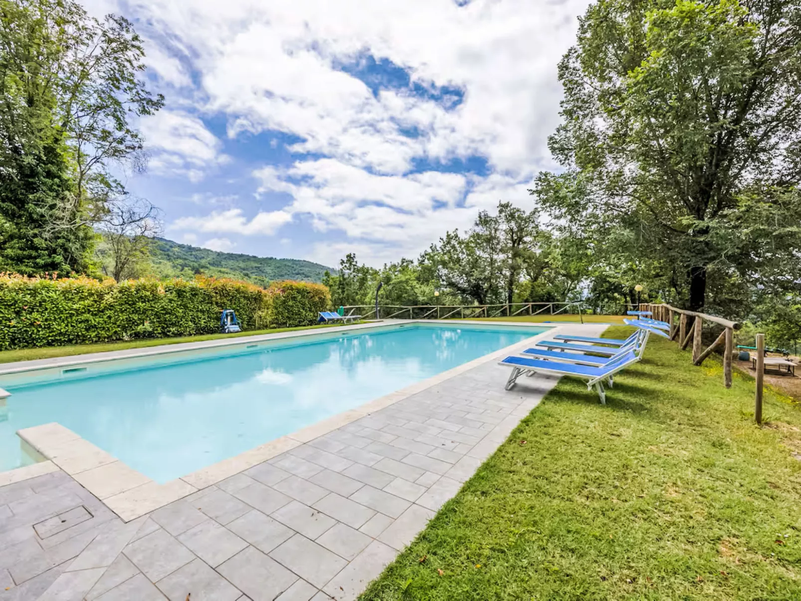 Il Frassino del Borgo di Ghiora-Buiten