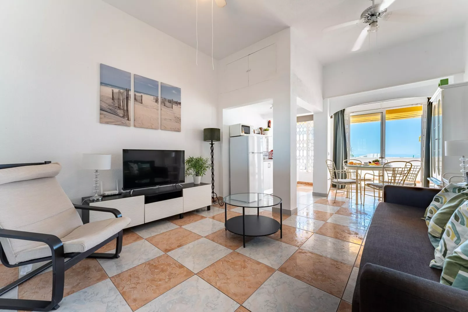 CT 388 - Faro's Carihulela Apartement - Olé Playa - Benalmadena-Woonkamer