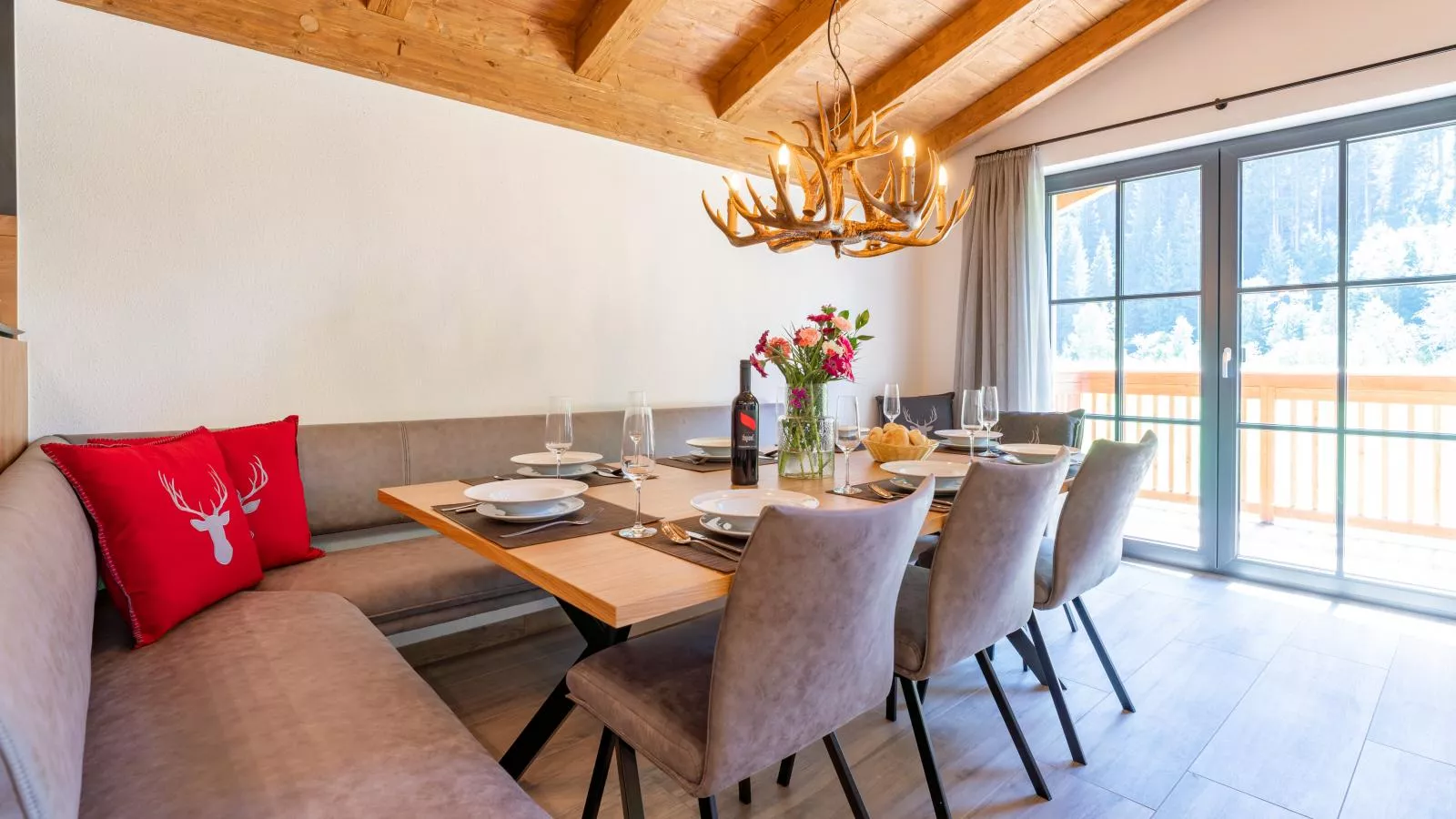 Tauernlodge Eben A4-Eetkamer