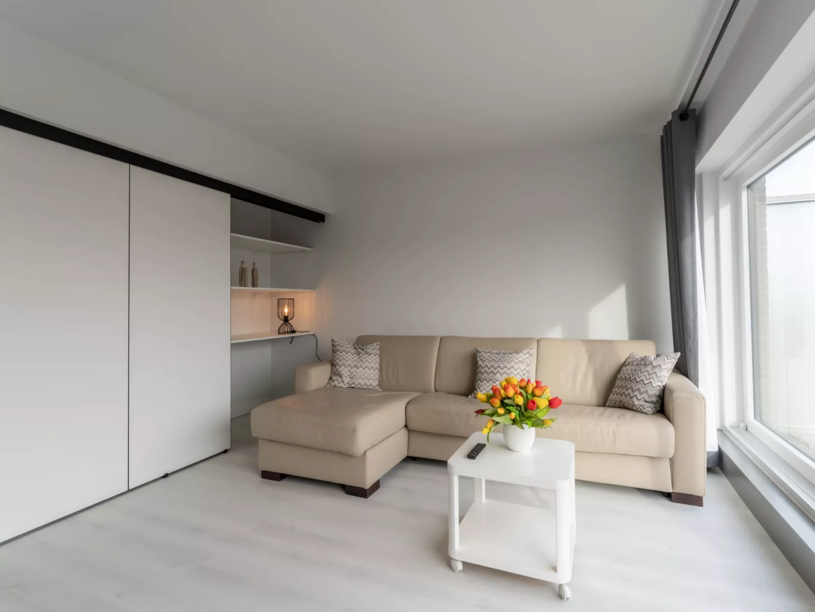 Ter Linde with two terraces-Binnen