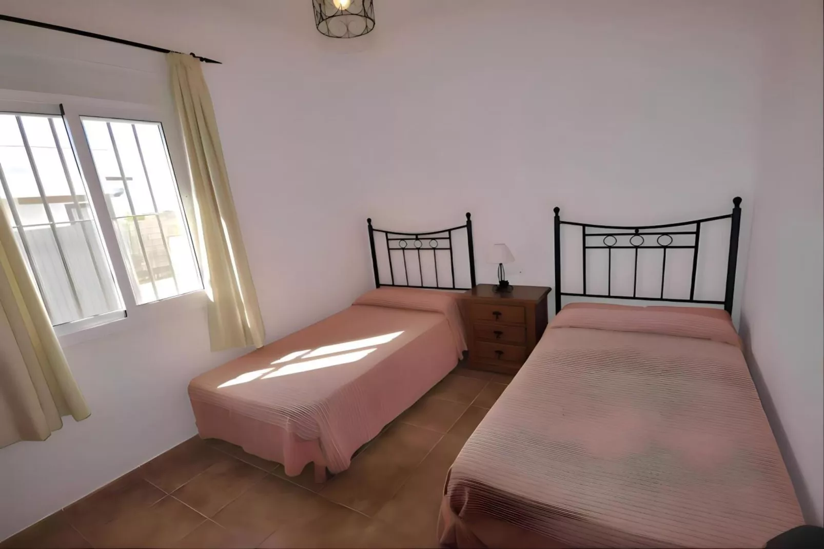 1780-+34636792434-Slaapkamer