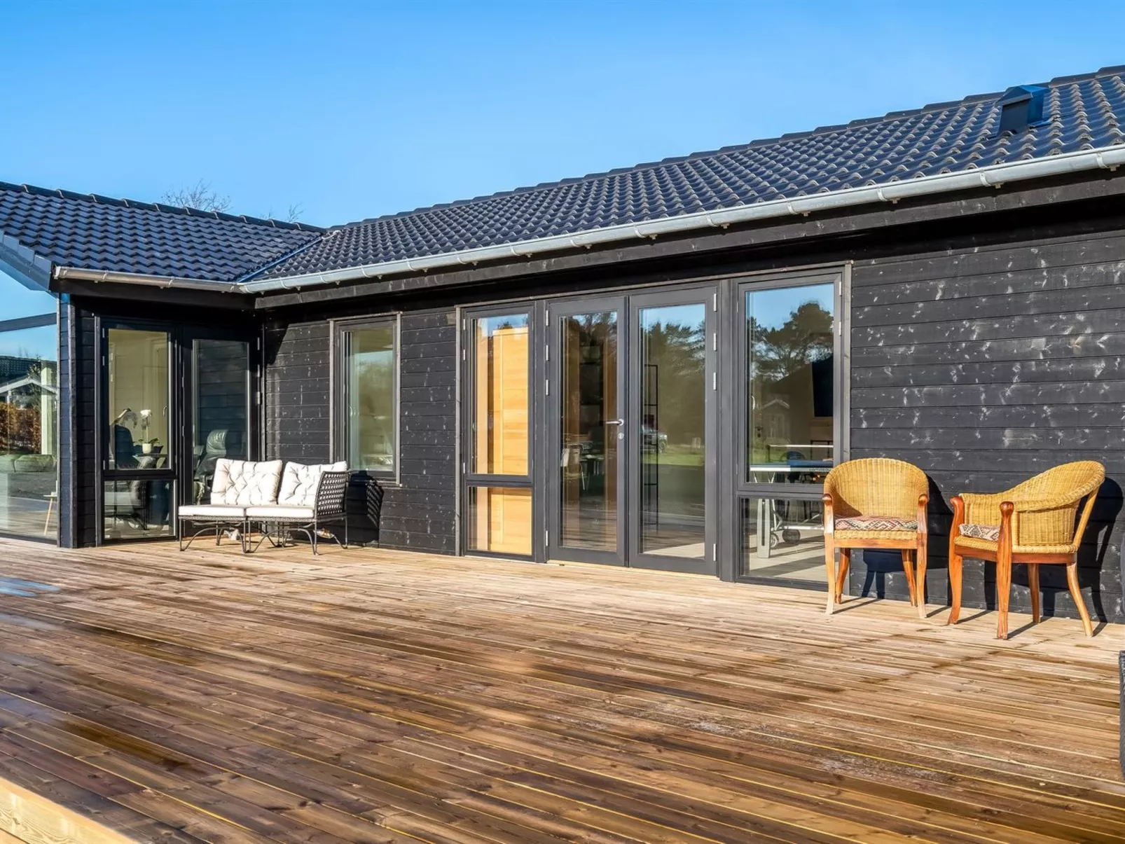 "Daren" - 700m from the sea-Buiten