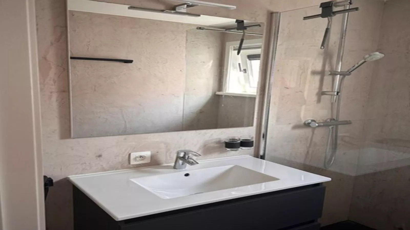 Villa Belle Haan-Badkamer