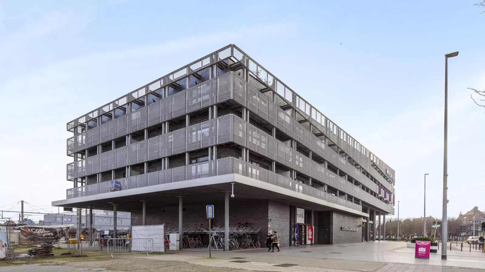 B City Complex - 0209-Buitenlucht