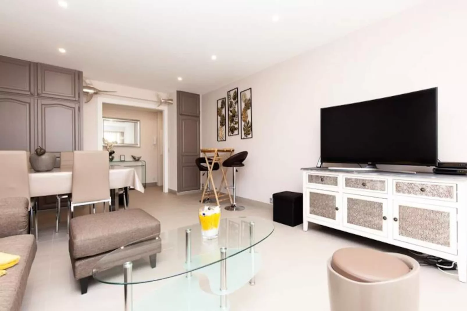 Résidence 3p Traversant &agrave; 2 Min Des Plages, Parking Priv&eacute;-Niet-getagd