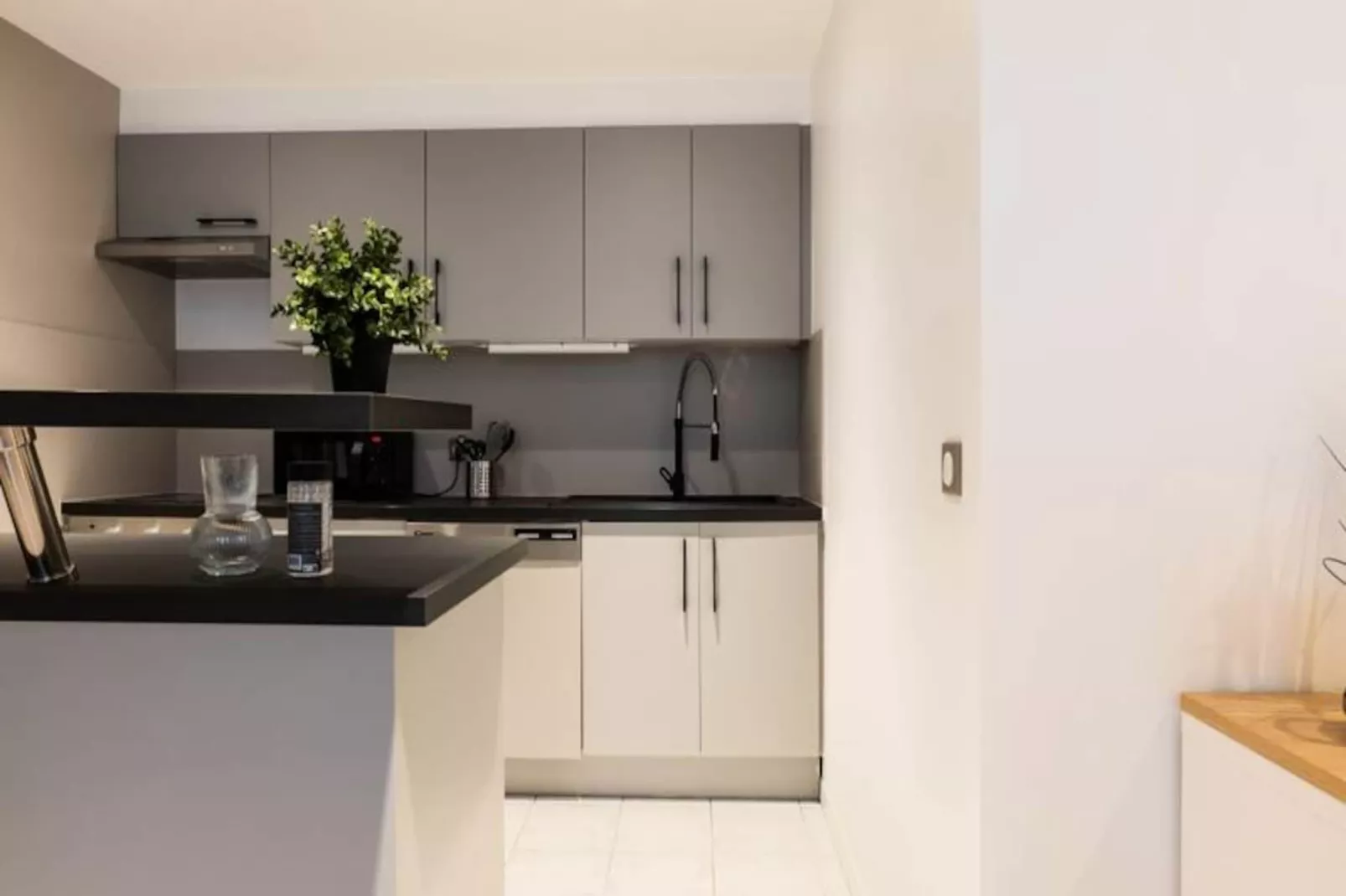 Résidence 2p Moderne, Proche Plages Et Palais Des Congr&egrave;s-Niet-getagd