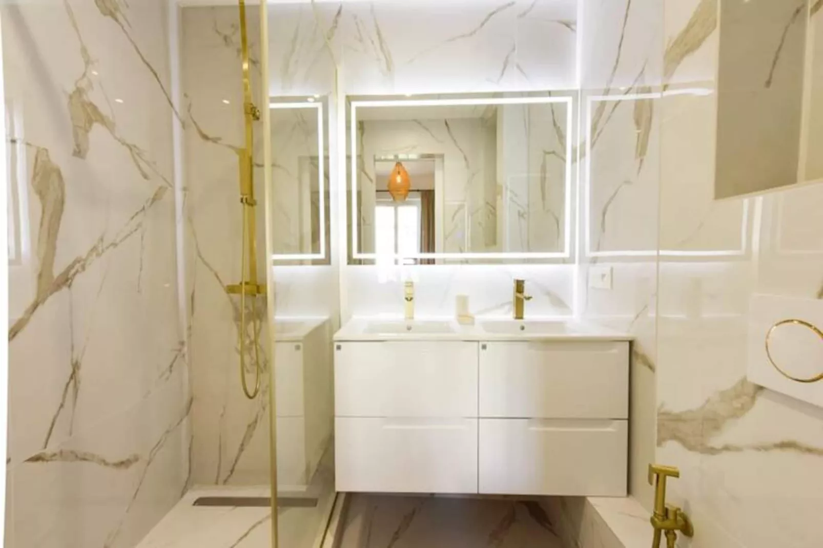 Résidence  Rare 4p Standing Proche Croisette-Niet-getagd