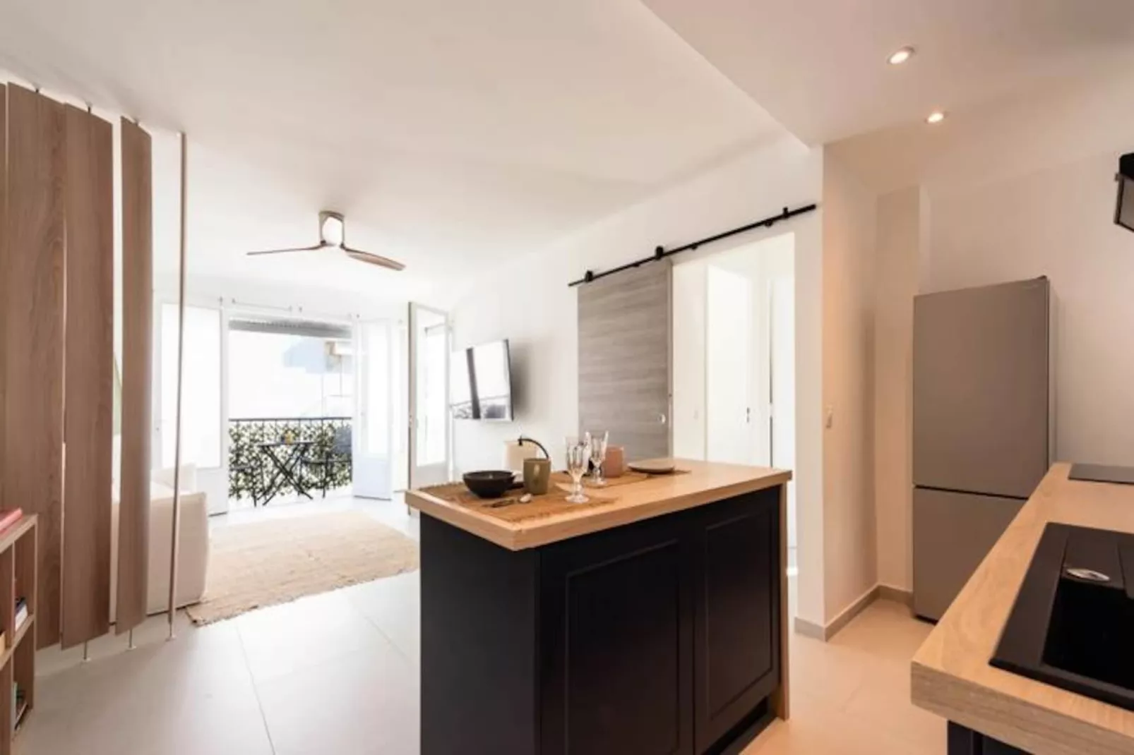 Résidence Lumineux 2p, Plages &agrave; Pied-Niet-getagd