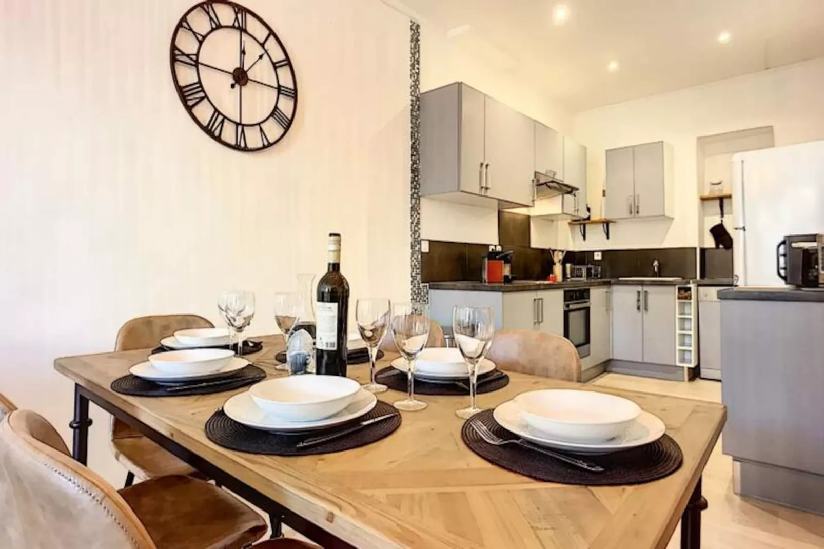 Résidence Cours Mass&eacute;na Sur Le March&eacute; Proven&ccedil;al-Niet-getagd