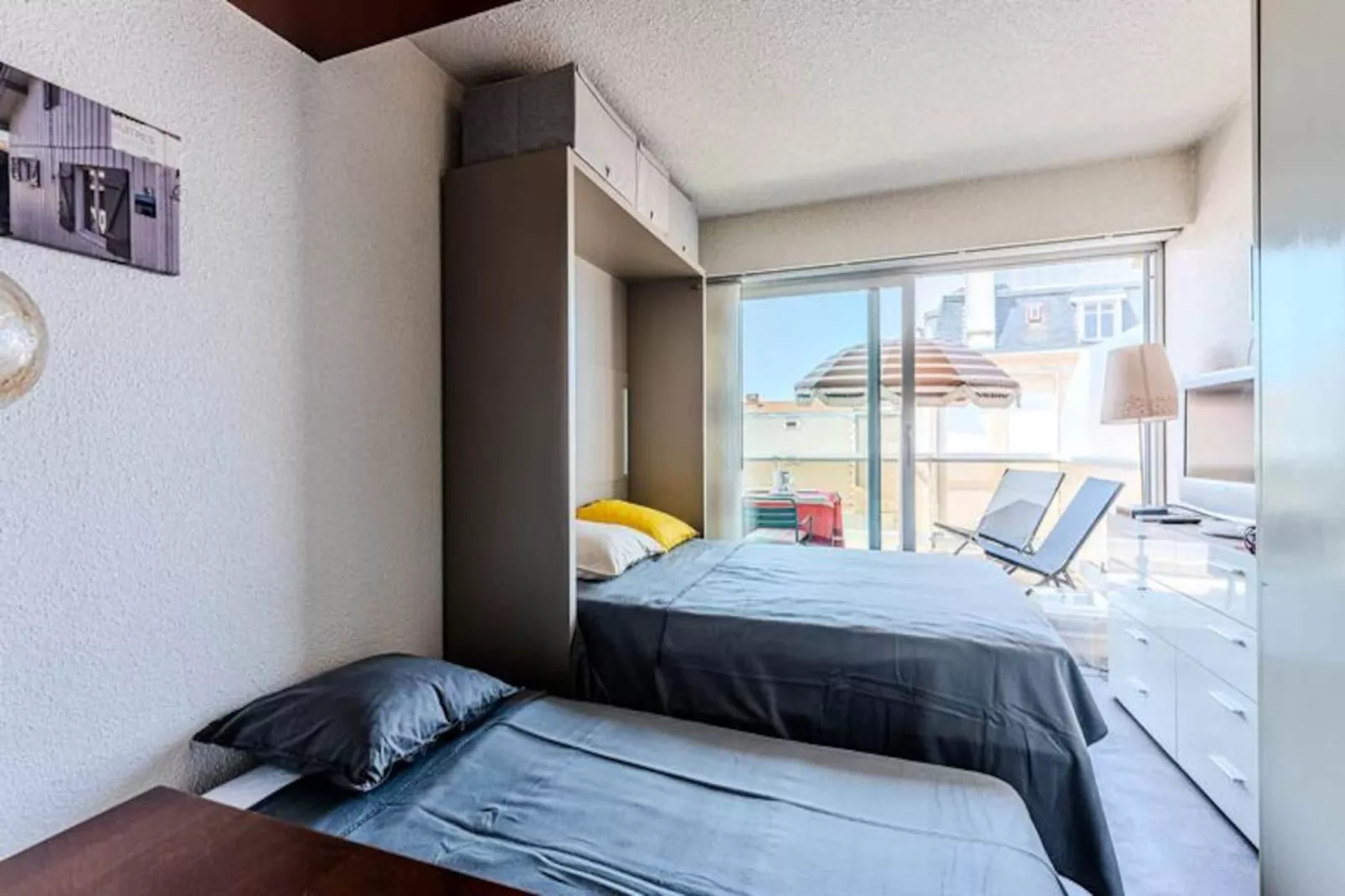 Résidence Point France-Niet-getagd