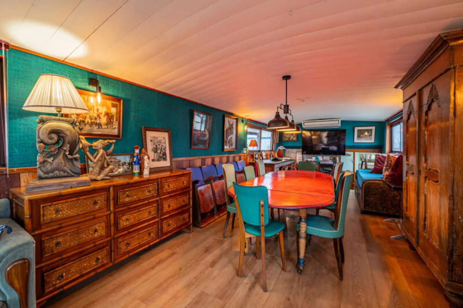 Grand Duplex Luxueux Sur La Péniche Petite Annick-Niet-getagd