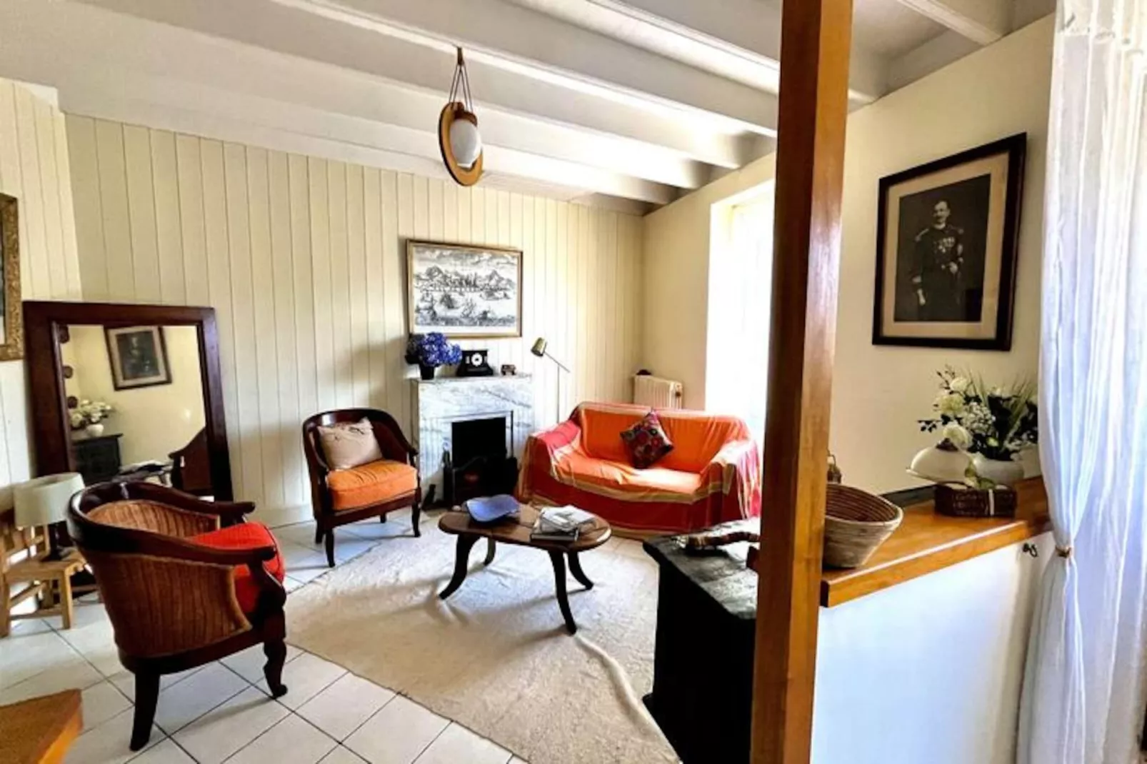 Résidence Rue De La Fontaine-Niet-getagd