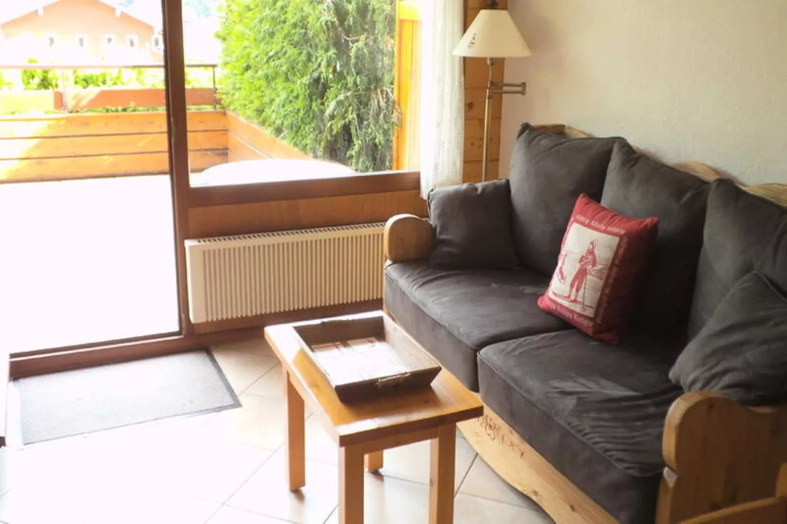 Résidence Cornillon C N°3-Niet-getagd