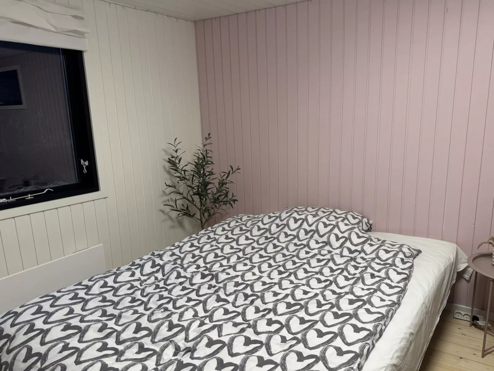 "Dreng" -  from the sea-Binnen