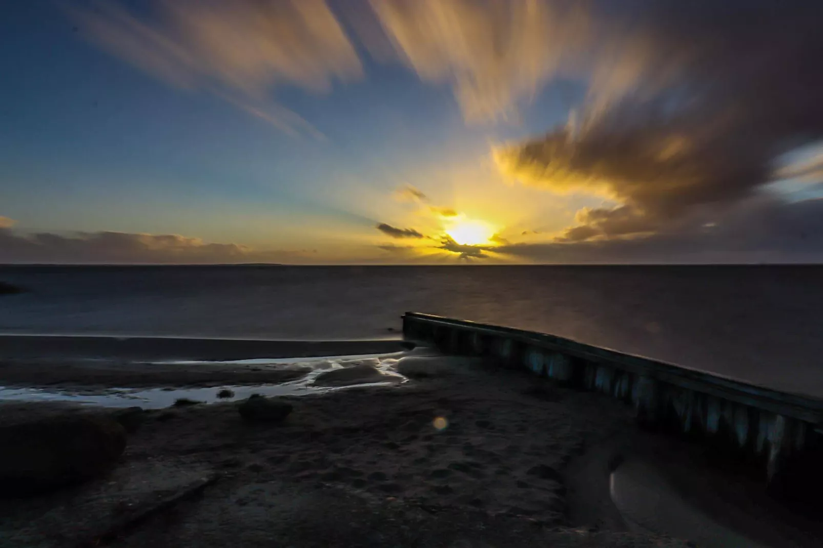 Schilderachtige Fjordverblijf-By Traum-Waterzicht