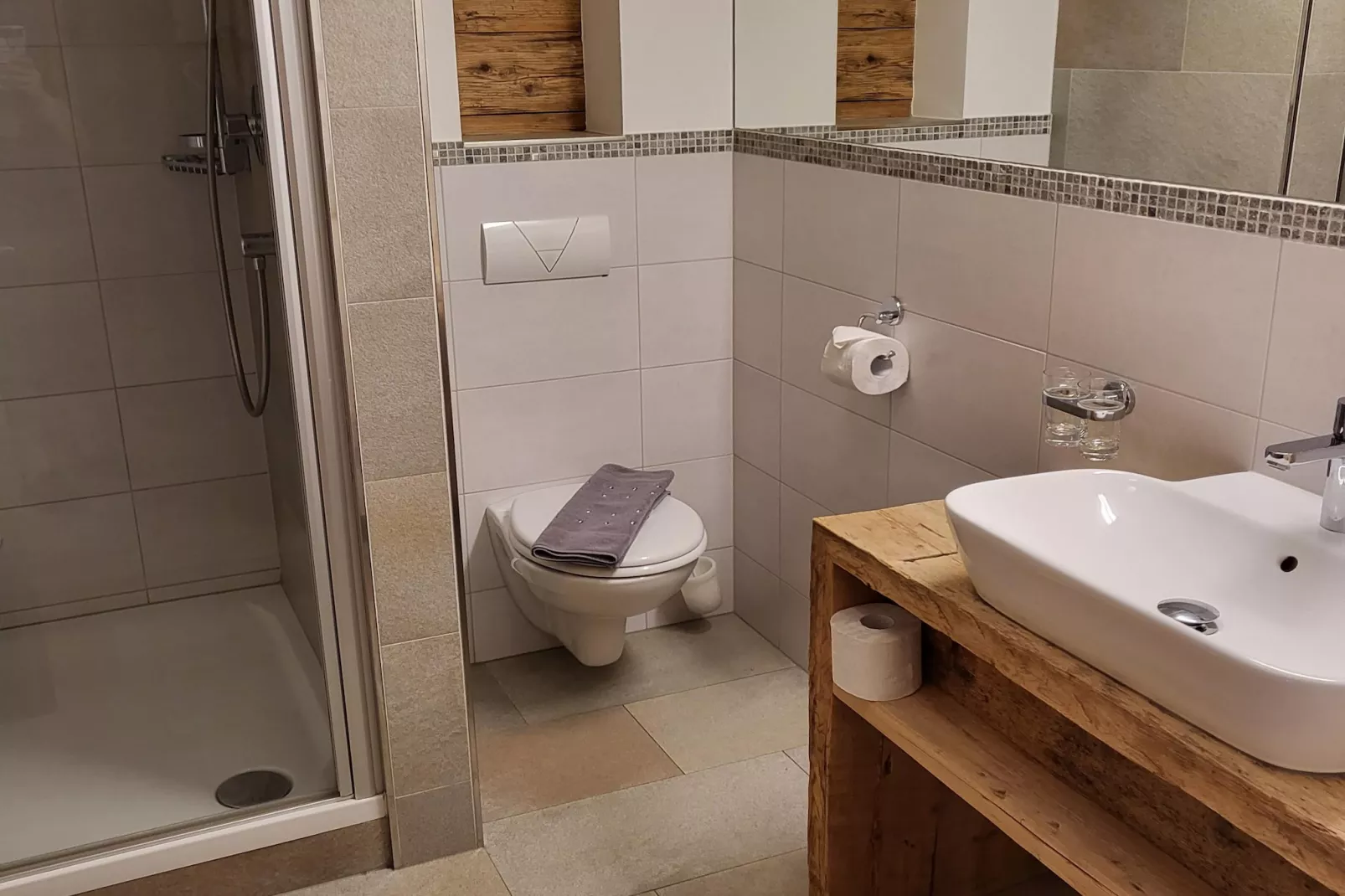 Appartement Tauernfenster-Badkamer