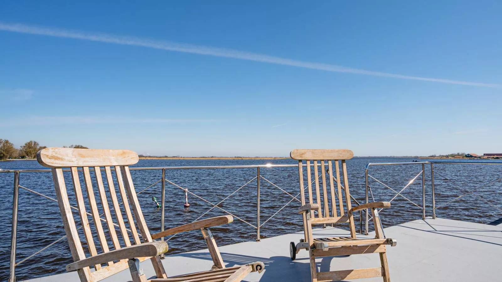Tiny Houseboat De Woudaap - I-Terrasbalkon