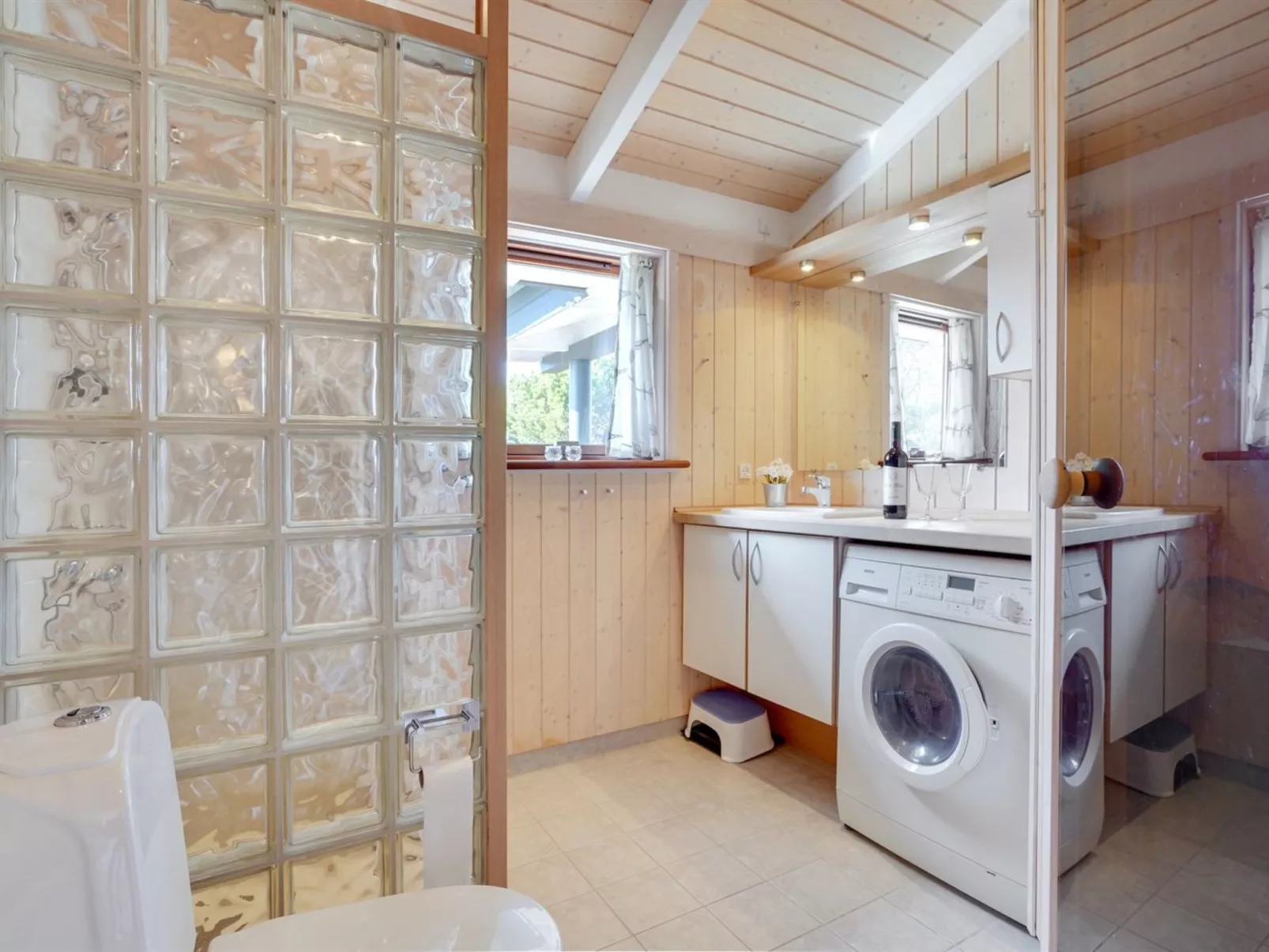 "Bessi" - 700m from the sea-Binnen