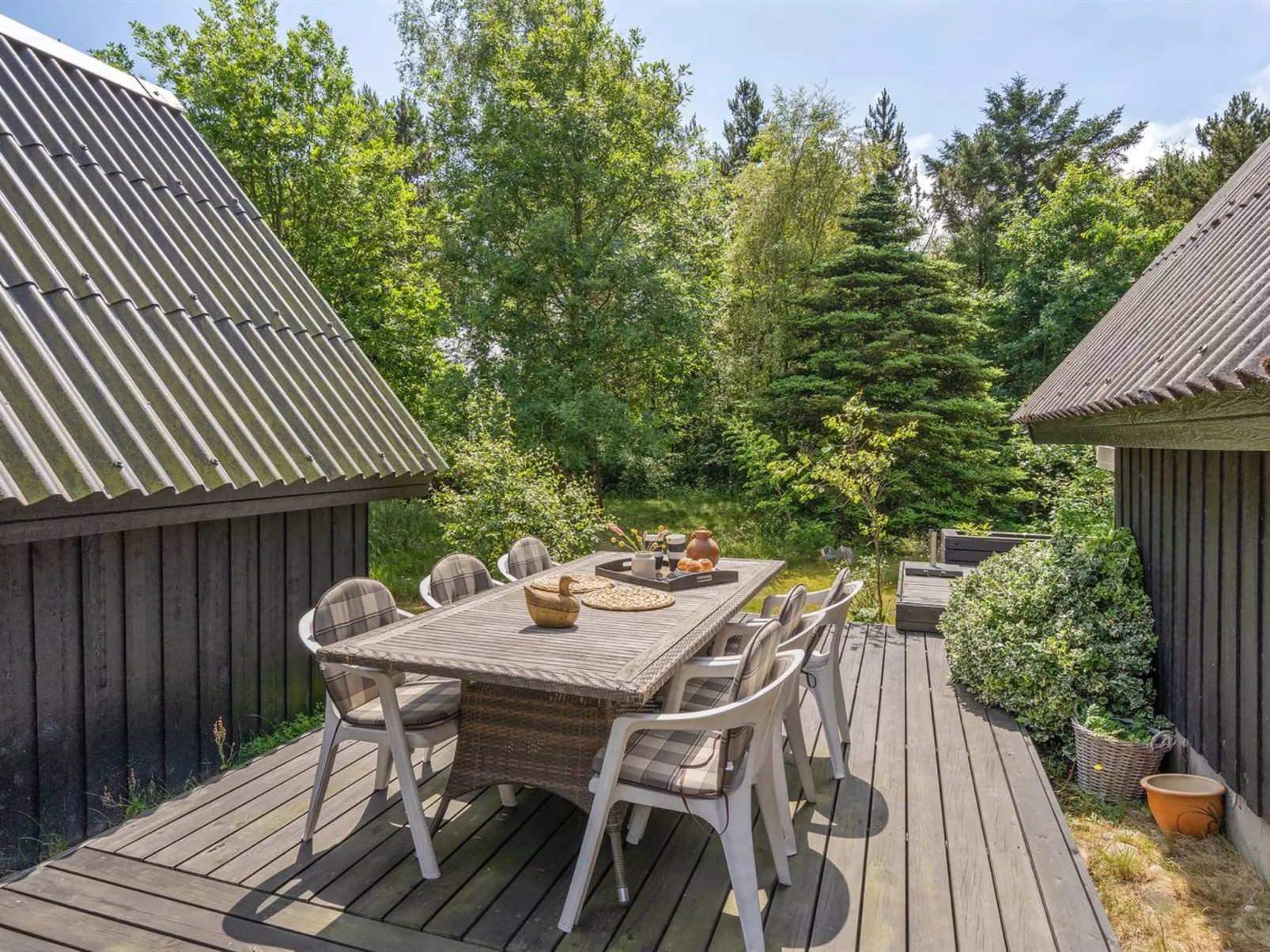 "Jütte" - 2km to the fjord-Buiten