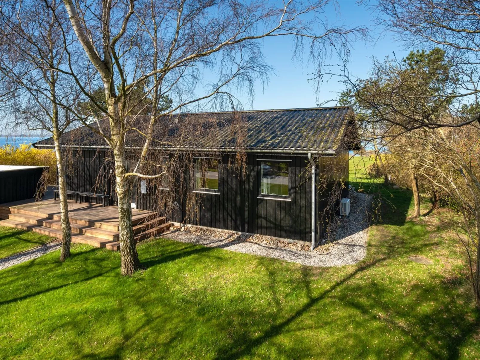 "Iadrik" - 85m to the fjord-Buiten