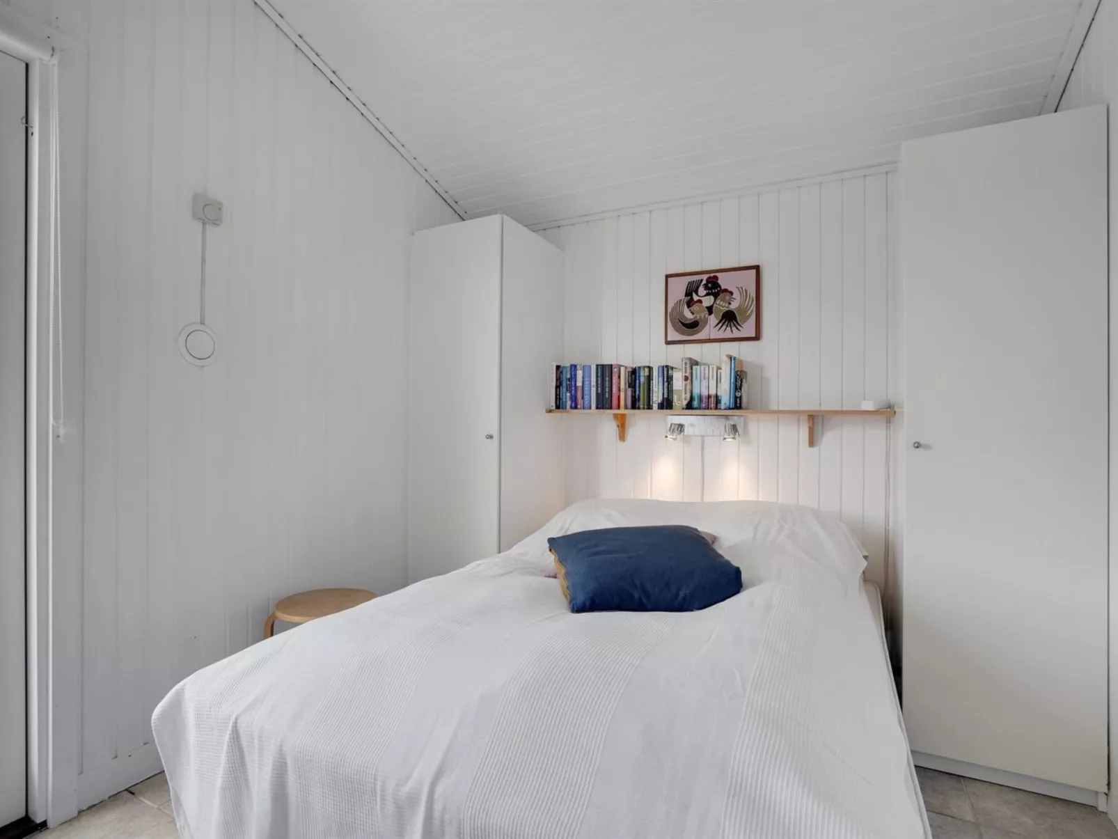 "Jace" - 75m from the sea-Binnen