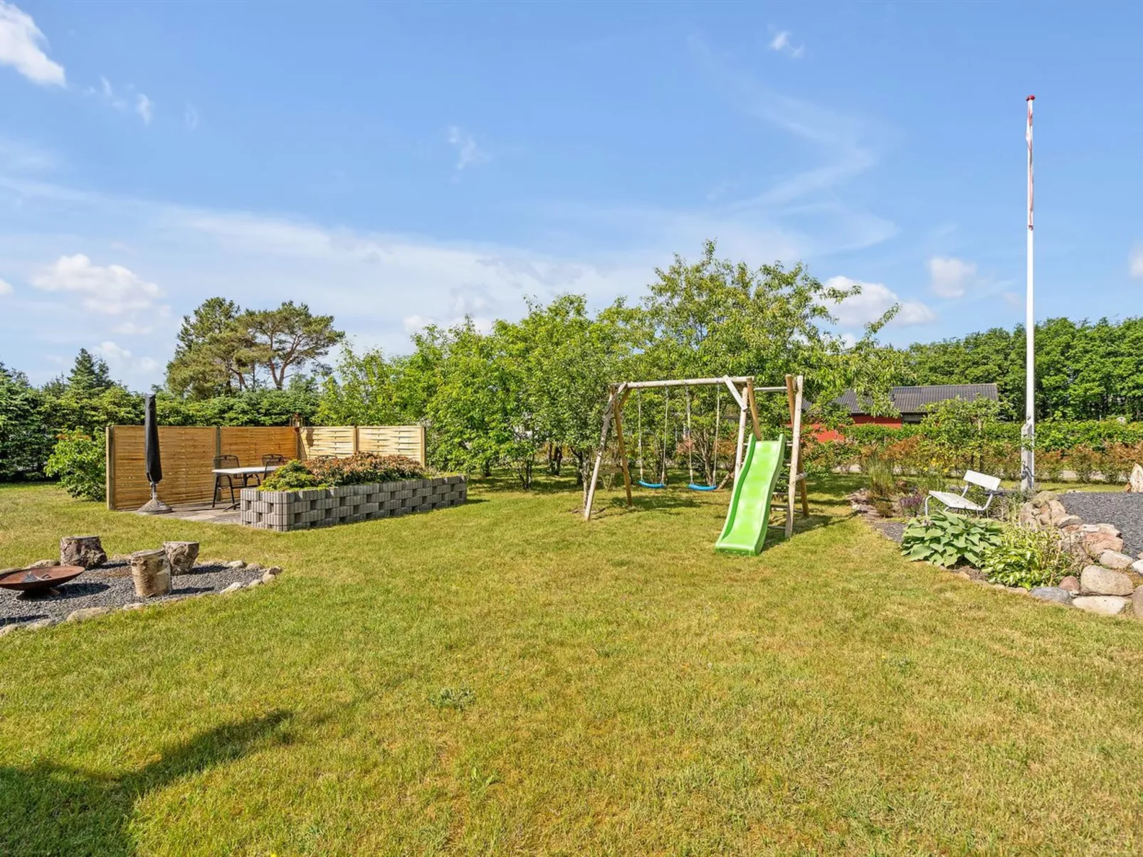 "Mina" - 1.4km from the sea-Buiten