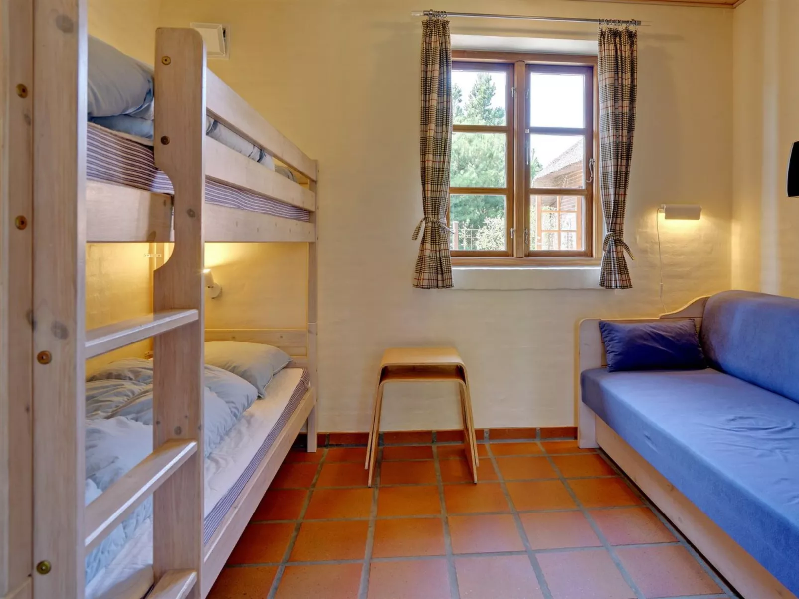 "Siegried" - 2.2km from the sea-Binnen