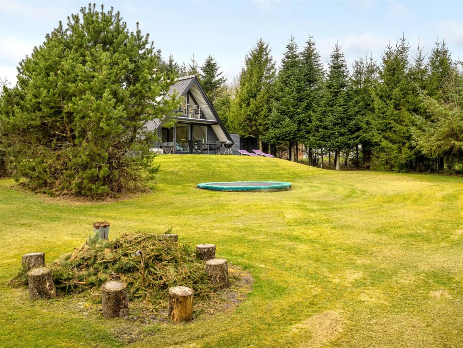 "Brunhild" - 300m to the fjord-Buiten