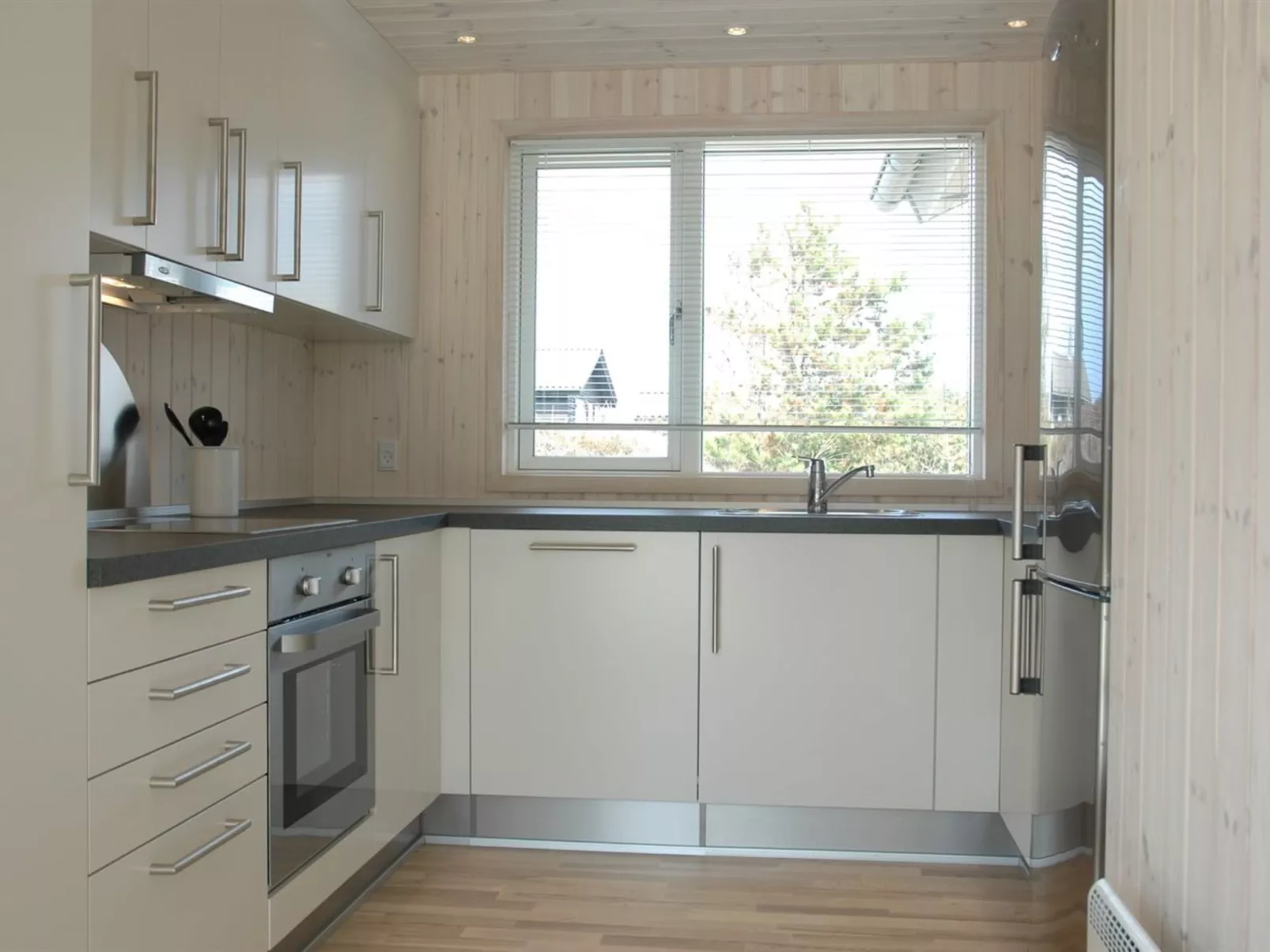 "Tero" - 450m from the sea-Binnen