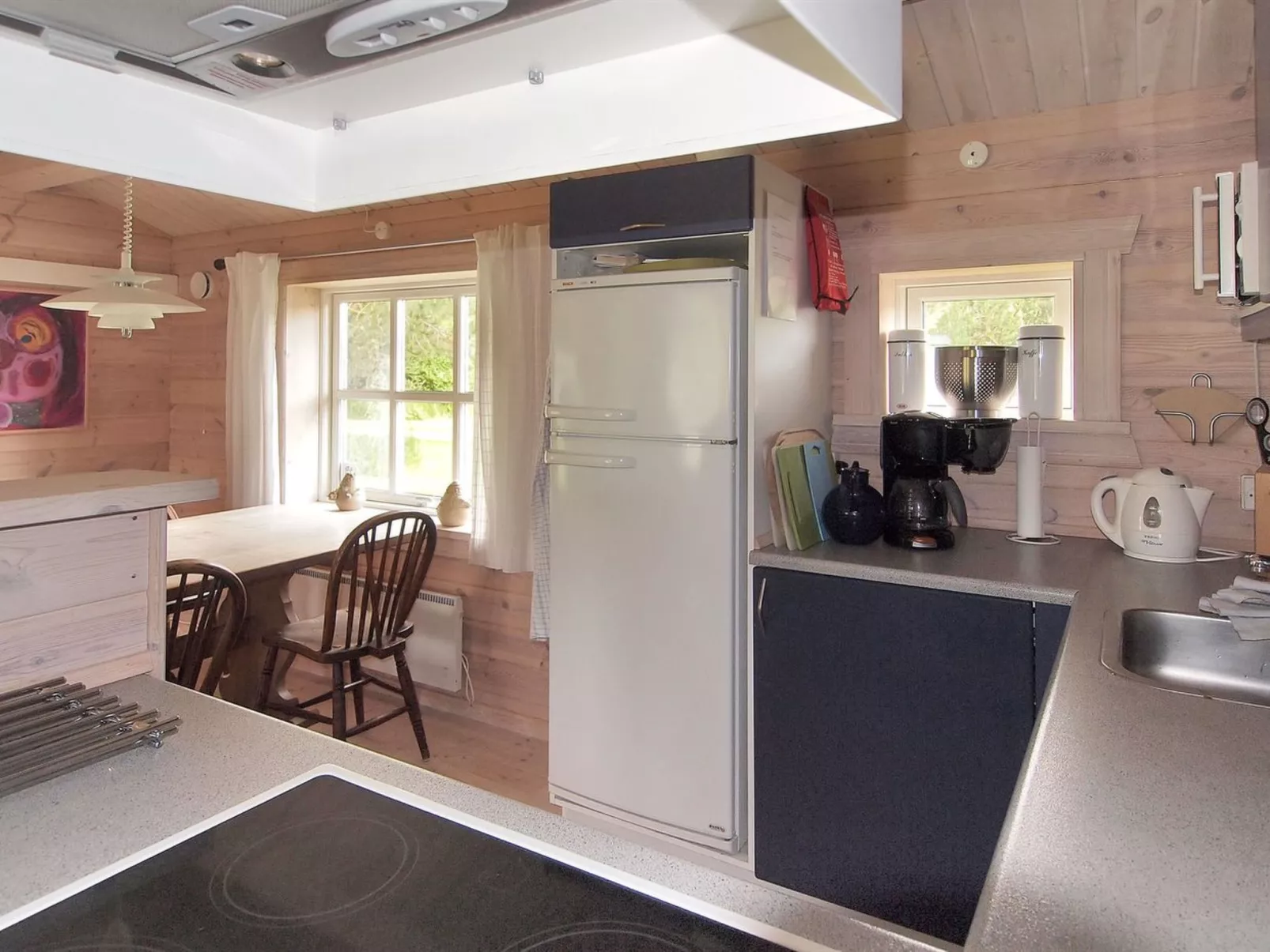 "Lilian" - 600m from the sea-Binnen